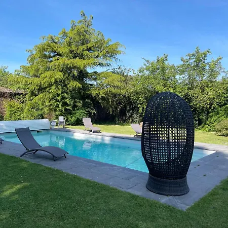 Les Du Champ-de-bataille Villa